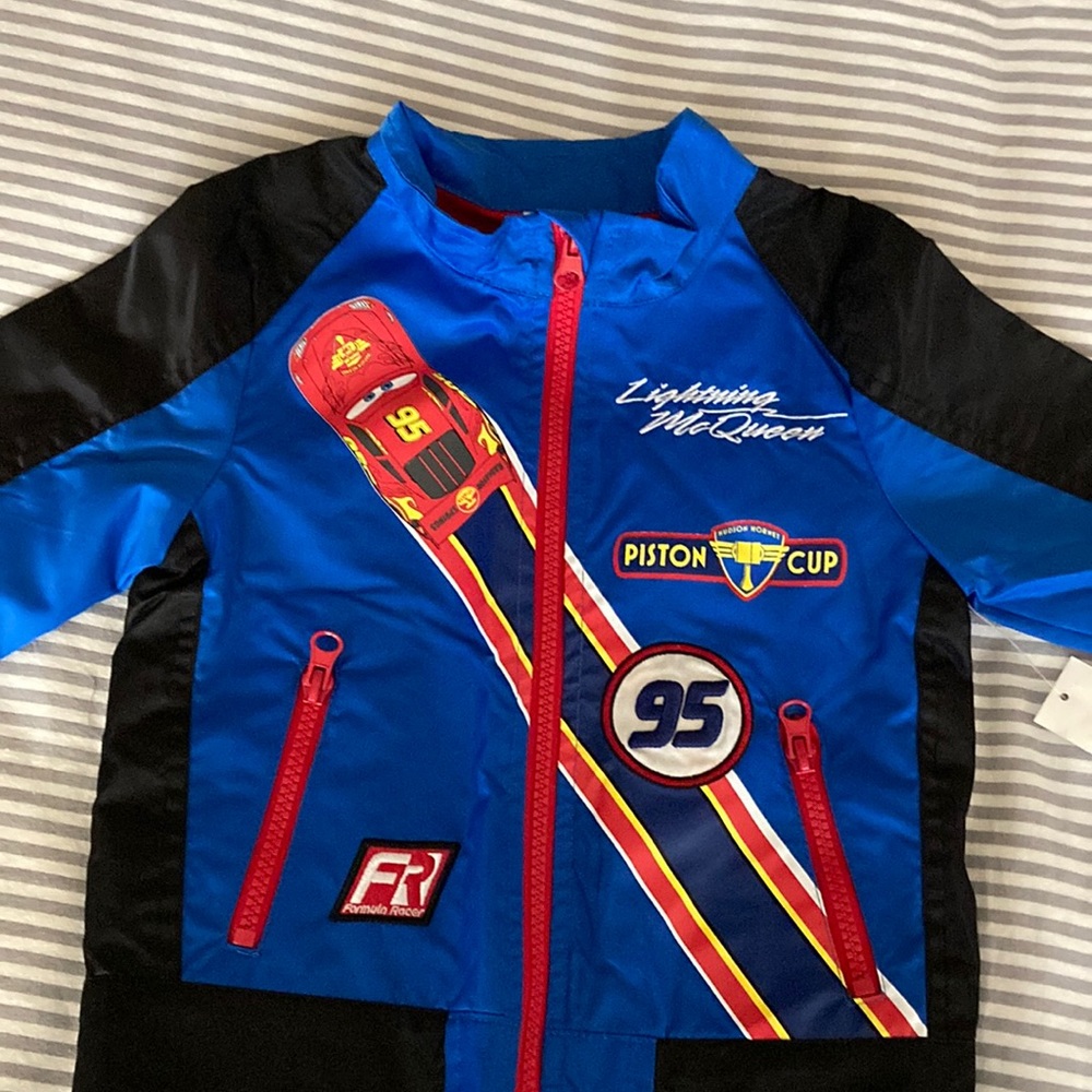 NWT Disney Lightning McQueen windbreaker 2T